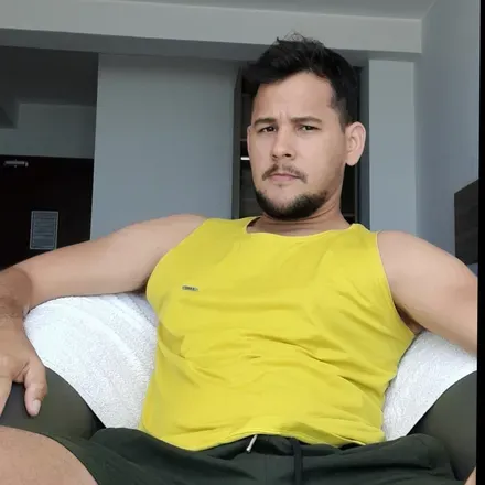OnlyFans account  isjuanpii header 2