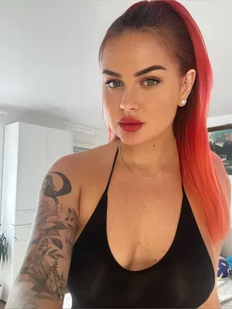 OnlyFans cuenta dominaqueen69 avatar 1