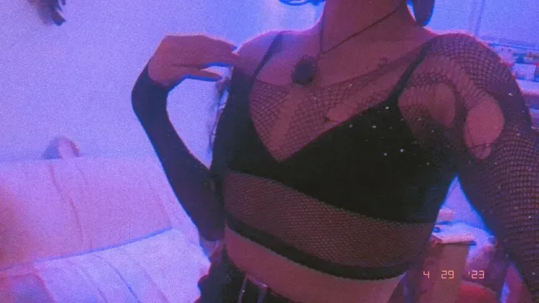 OnlyFans cuenta ravebabeex0 avatar 1