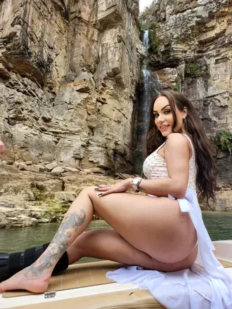 OnlyFans cuenta kalena_rios header 2