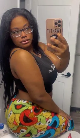 OnlyFans cuenta simplynaje header 2