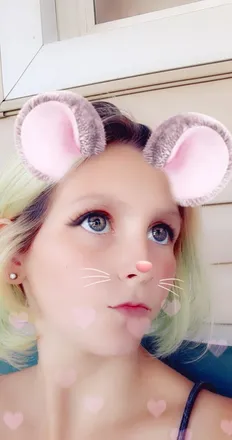 OnlyFans cuenta lilhippiemomma header 2