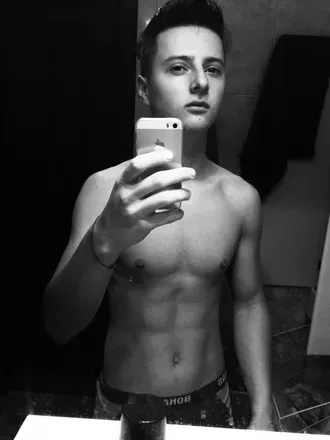 OnlyFans cuenta u315944830 avatar 1