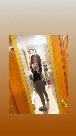 OnlyFans account  lovehope1223 header 2