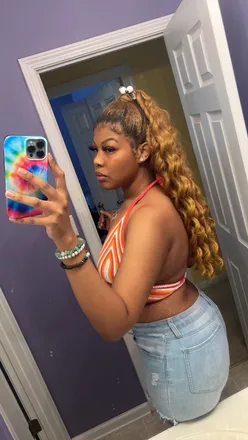 OnlyFans cuenta tsaineyy header 2