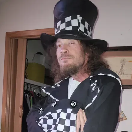 OnlyFans account  mrhatter avatar 1