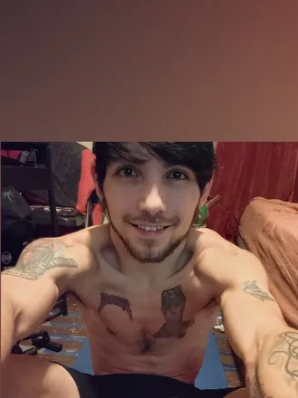 OnlyFans cuenta carlosslym header 2