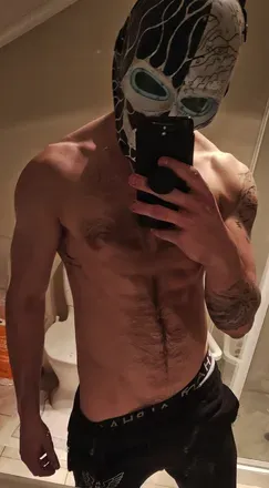 OnlyFans cuenta youthful_wolf avatar 1