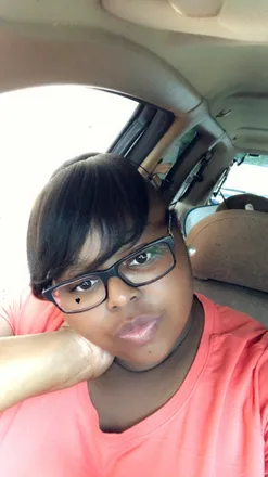 OnlyFans account  mzpretty_pussy header 2
