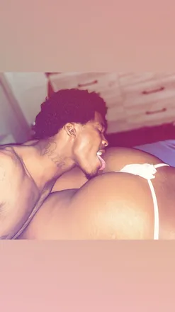 OnlyFans cuenta boomboomroom0811 header 2