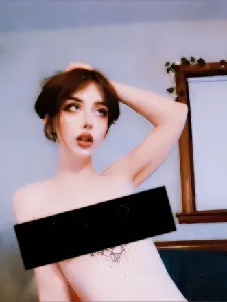 OnlyFans cuenta strawb3rryvampuu avatar 1