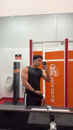 OnlyFans account  arturitopapirey avatar 1