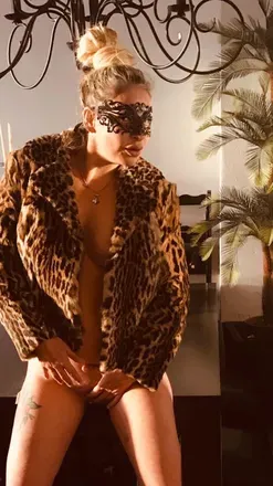 OnlyFans cuenta lucifelina avatar 1