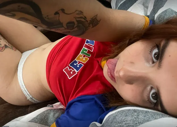 OnlyFans cuenta emmaflowervip header 2