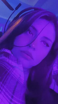 OnlyFans account  leesals avatar 1