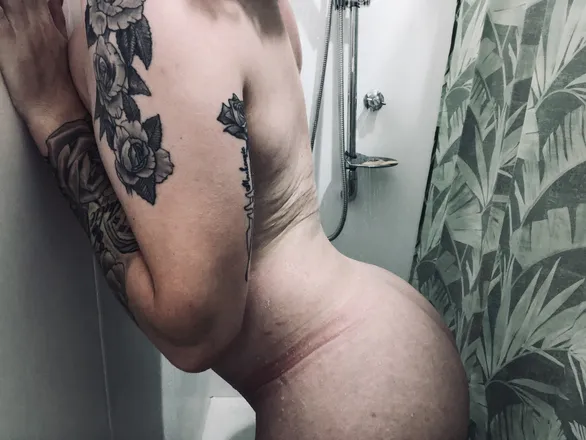 OnlyFans cuenta bryzey_h2001 header 2