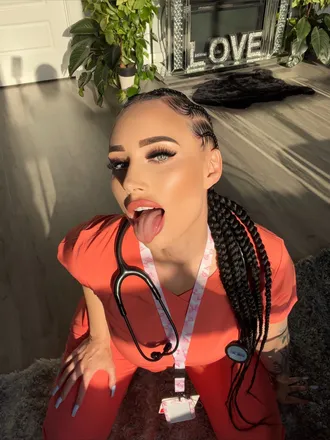 OnlyFans cuenta thecreamynurse header 2