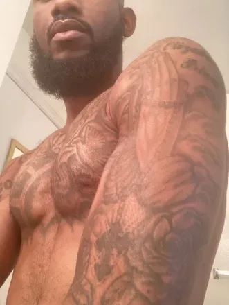 OnlyFans account  u33623721 avatar 1
