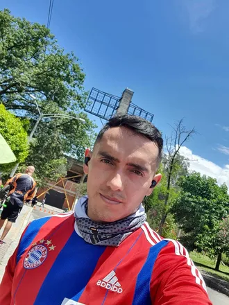 OnlyFans account  messag header 2