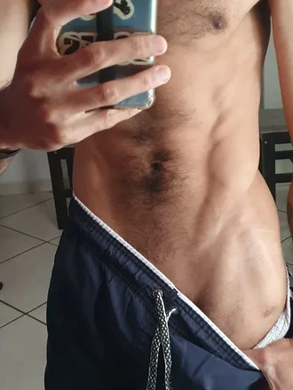 OnlyFans account  lucassskt header 2