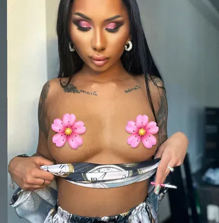 OnlyFans of anaysss04