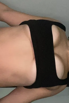 OnlyFans cuenta notyourtypicalgurl header 2