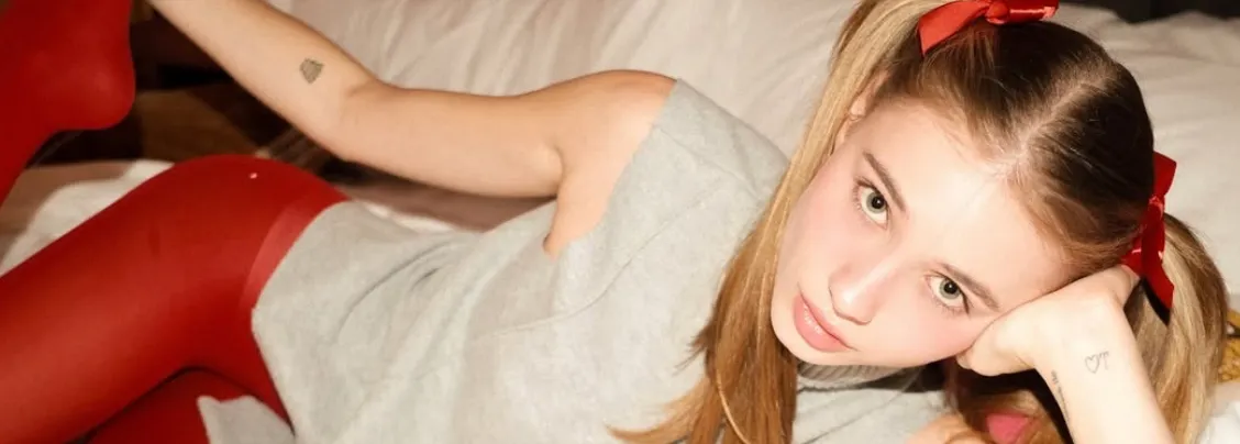 OnlyFans cuenta elizabethvasilenko header 2