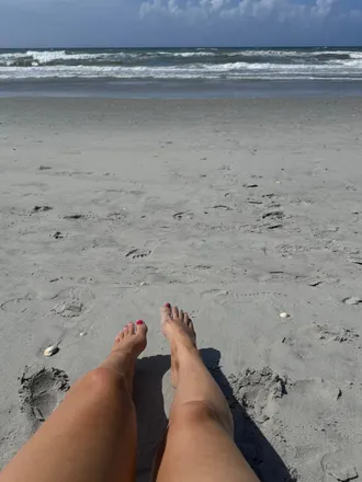OnlyFans cuenta mommyfootqueen header 2