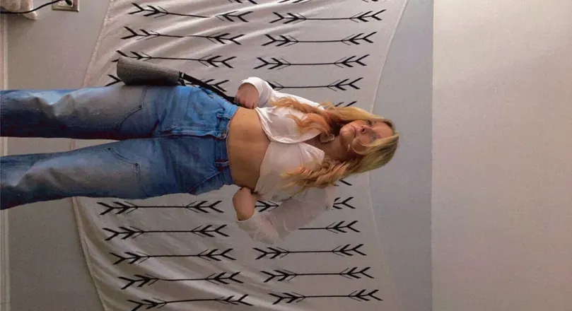 OnlyFans cuenta nora_mclean header 2