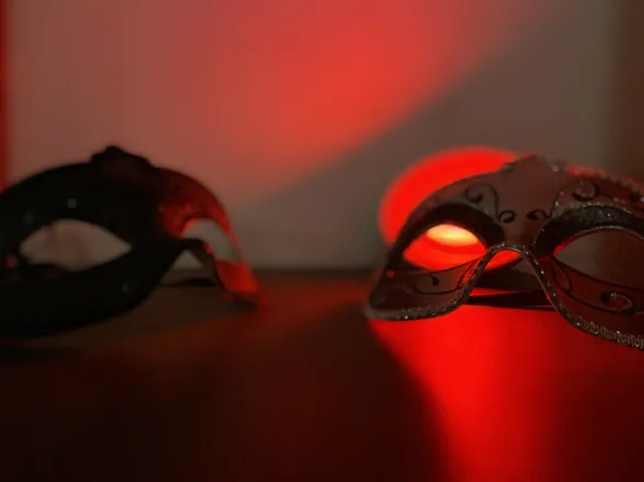 OnlyFans cuenta themaskedmistress666 header 2