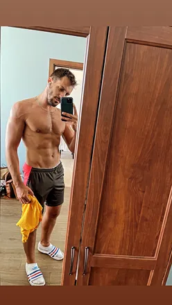 OnlyFans cuenta horny991 header 2
