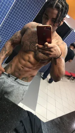 OnlyFans cuenta letmeseezaddy2x header 2