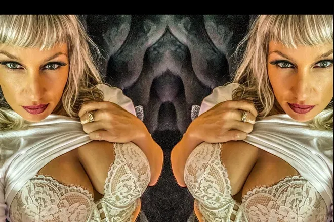 OnlyFans cuenta upskirtlife header 2