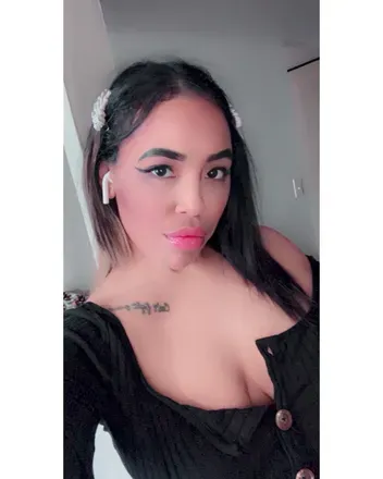 OnlyFans account  junemess avatar 1