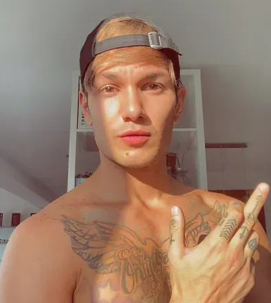 OnlyFans cuenta catirewest avatar 1