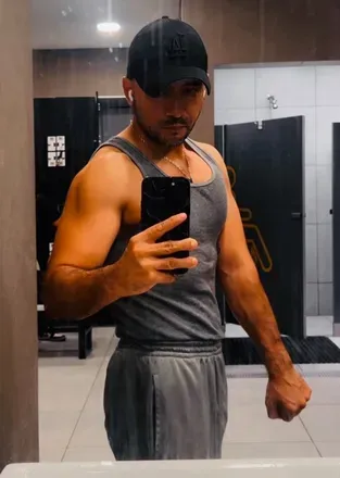 OnlyFans account  igameact avatar 1
