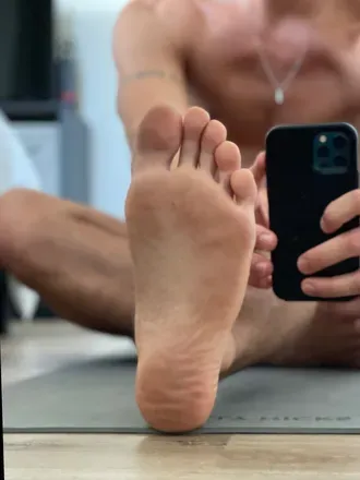OnlyFans cuenta oahufeet avatar 1