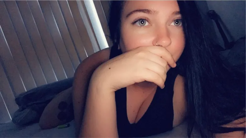 OnlyFans cuenta yallternative_jess header 2