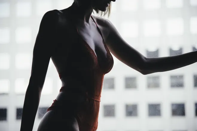 OnlyFans cuenta officialclaraharding header 2