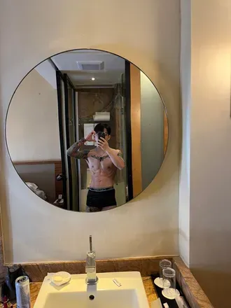 OnlyFans cuenta levitw header 2
