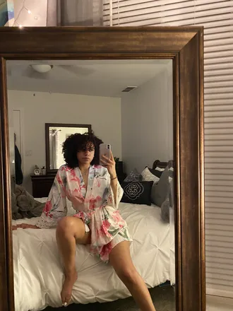 OnlyFans cuenta lexiilexxx header 2