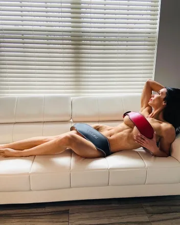 OnlyFans cuenta nikifit7 header 2