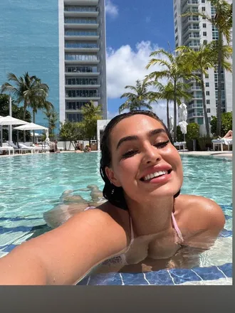 OnlyFans account  badgirlnicole header 2