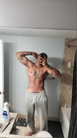 OnlyFans cuenta daddypeezy header 2