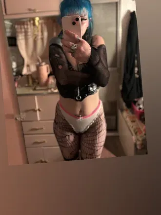 OnlyFans cuenta bbydoll_98 header 2