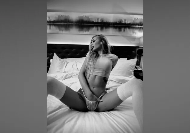 OnlyFans cuenta itsmebellababygirl header 2