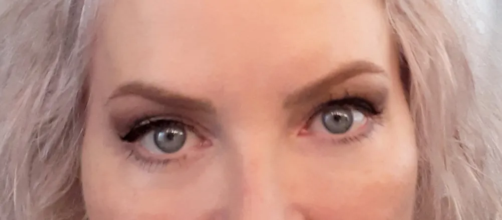 OnlyFans cuenta petite_paige header 2