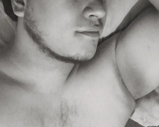 OnlyFans cuenta that-regular-dude header 2
