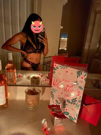 OnlyFans cuenta diamondtheauntie avatar 1