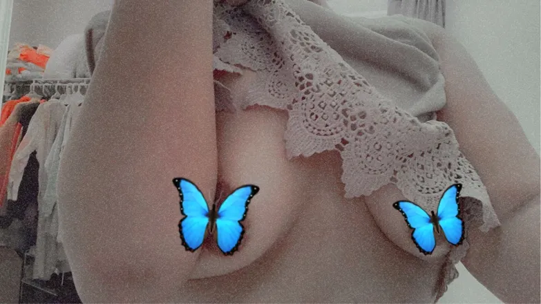 OnlyFans cuenta theylovecarmen header 2